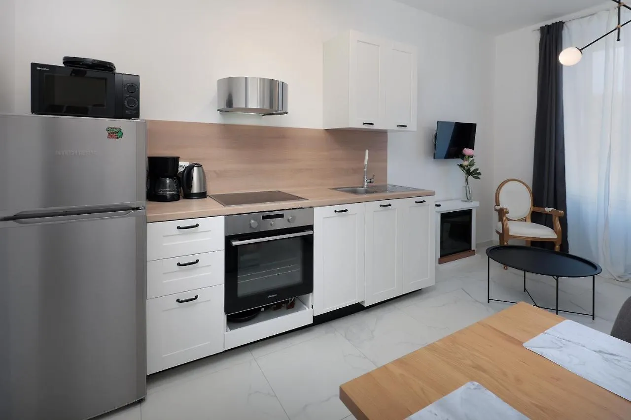 Apartments Luan Rijeka 0*,  Chorvatsko